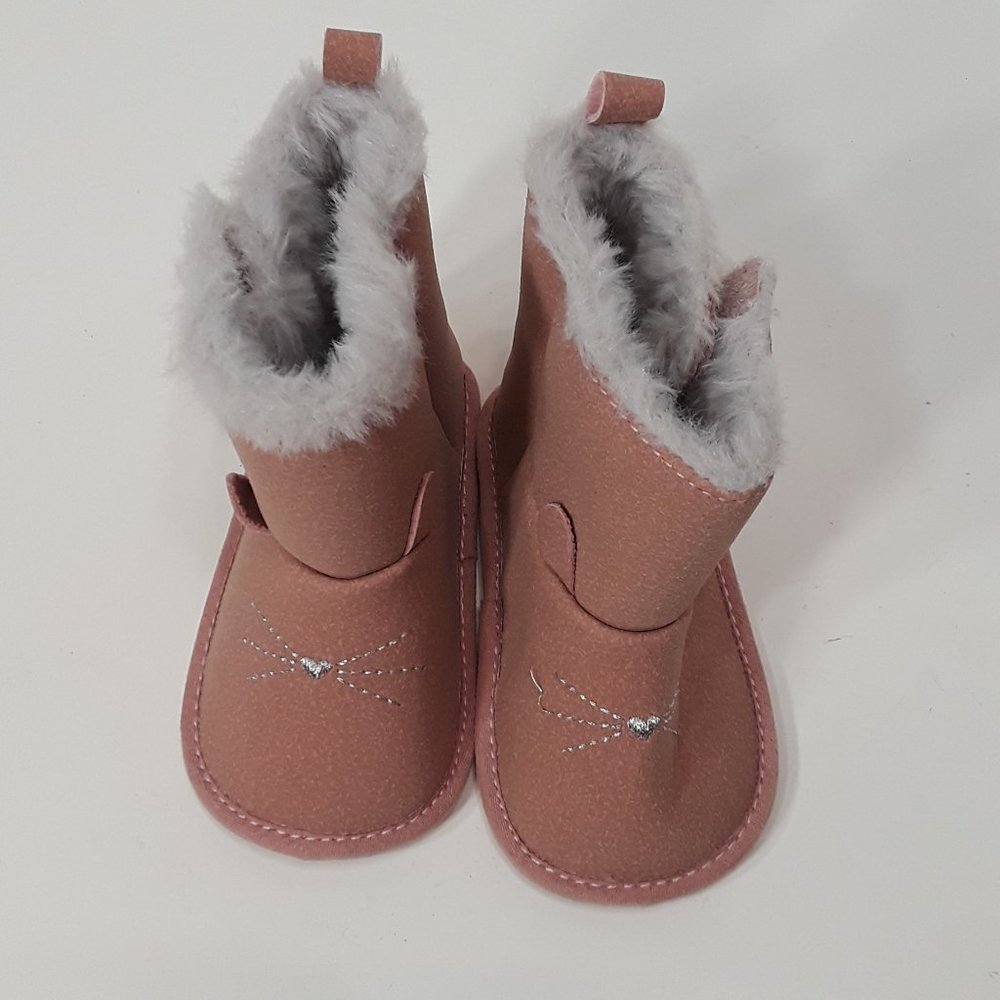 Carters Baby 3-6 Months Furry Booties pink kids